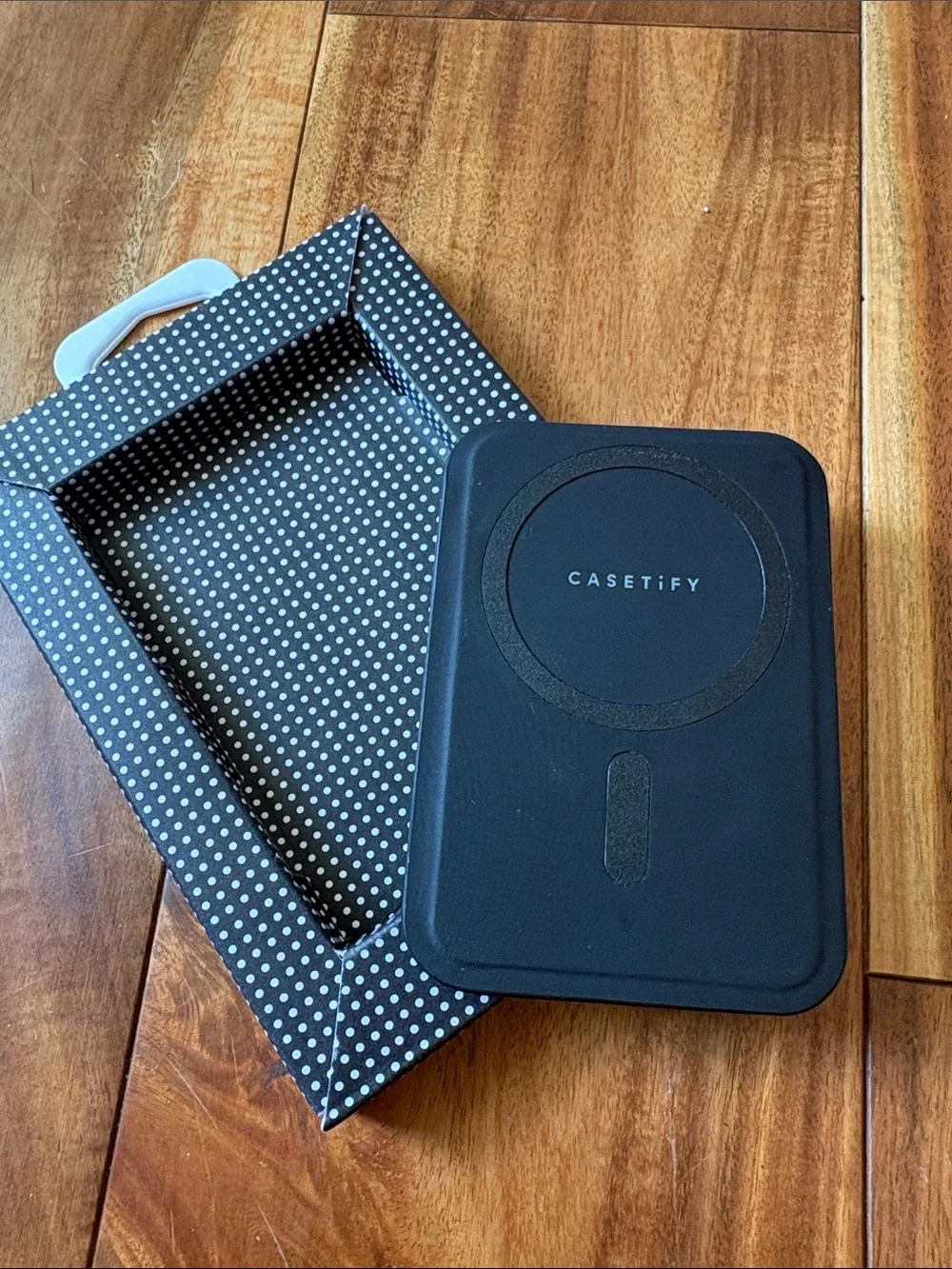 Casetify Bee Snappy Cardholder Stand